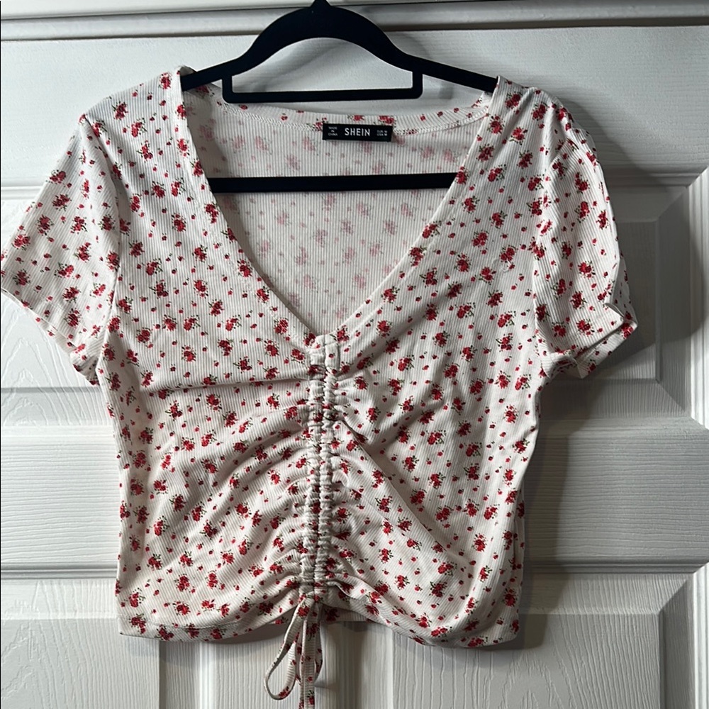 SHEIN White Floral Ruched Top